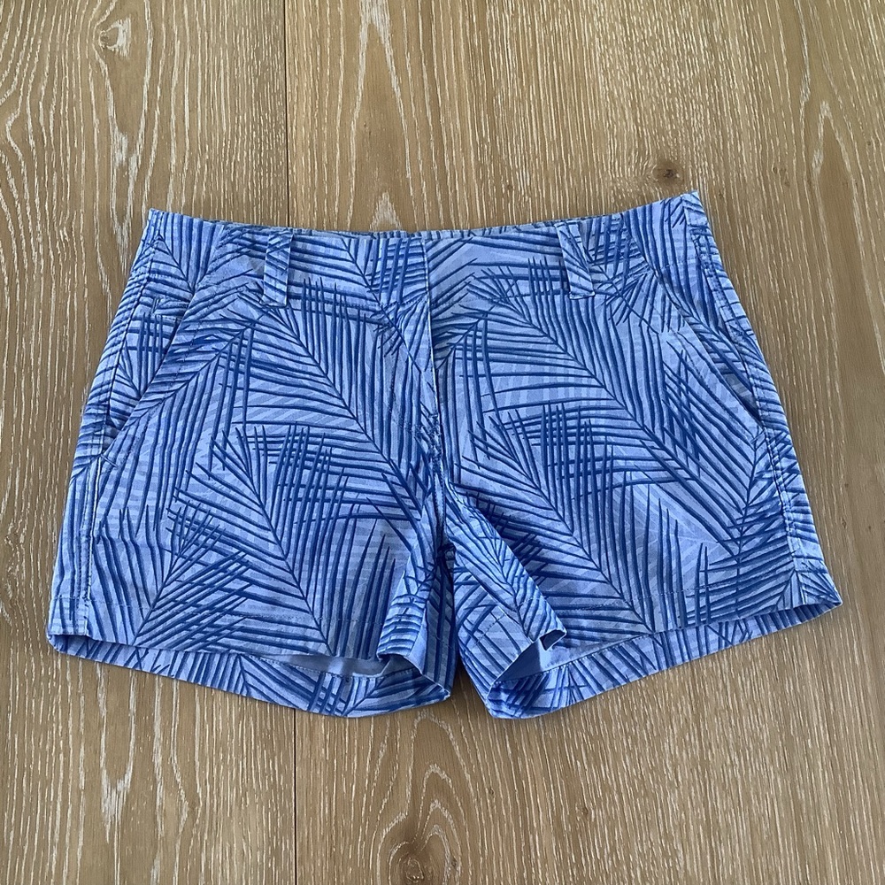 Vineyard Vines Blue Palm-Print Shorts 4